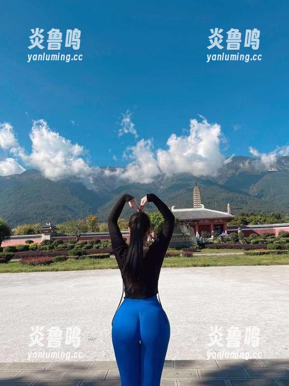 微密圈 - 黑丝原图到手，120斤的小王同学的私拍让我想起了一段难以启齿的回忆。