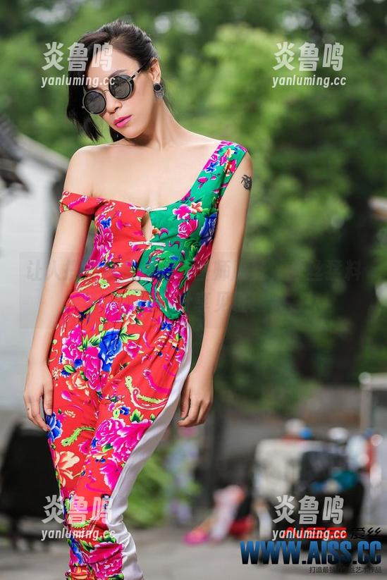 让人摸不着头脑的发型师服务，爱丝猛料，图片分享见证！
