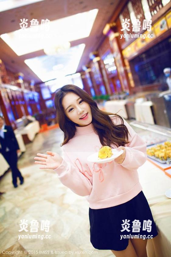IMiss爱蜜社 - 套图大合集：乐乐Mango居家的那种慵懒，有点想把她的沙发搬回家了。