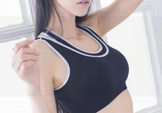 IMiss爱蜜社 – 娜大少爷的泳装写真，分享感想：这泳衣的颜色搭配我还是一脸懵逼，毕竟我这个人审美…