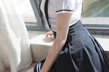 MFStar模范学院 – 看，大美妞儿穿着女仆装的美图！快来下载，保证你想多看几遍！