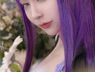 Machi马吉带你看精选写真：知更鸟内衣报告，意外发现了内衣与自由的关联？