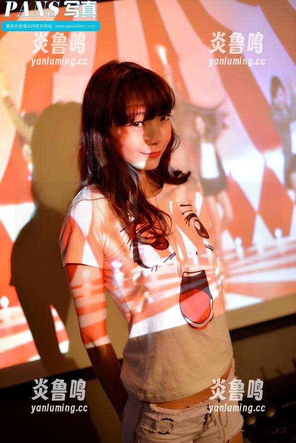 PANS写真-小玥 PANS写真 - 修女,不仅在祷告!小玥的私房照让我想为她写首诗,原图值得一赞!