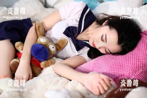 PDL潘多拉 - 如果陈雅漫是个女孩，我敢打赌这组私房图片会让你按捺不住想窥探更多。