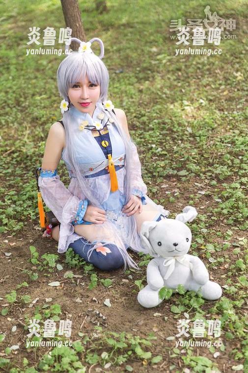 TouTiao头条女神 - 索菲娅和她的妹妹：原图不藏私，更新比我嗓门还大