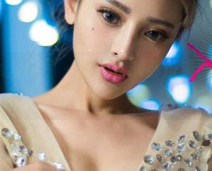 UGirls尤果网 – 免费获取乔依琳的泳装美图，果然身材好就是任性，快来围观吧！
