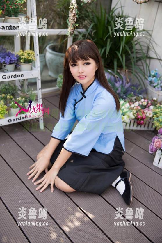 UGirls尤果网 - 在周妍希的定制教室中，难道我也能找到那年背影的回忆？