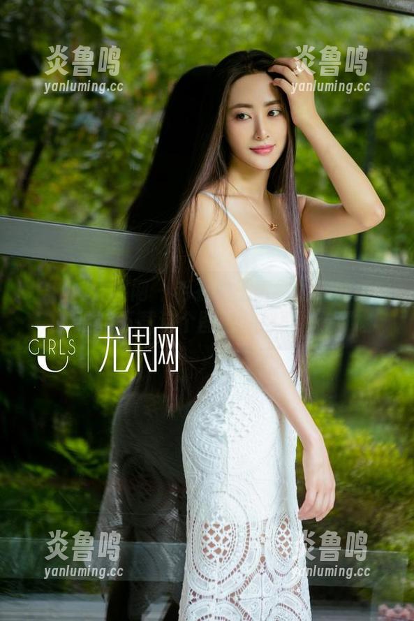 UGirls尤果网 - 毛衣和王语纯的绝妙搭配，是时候下载这个图包，别再犹豫了。