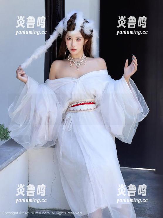 Xiuren秀人网 - Cris_卓娅祺的旅拍写真，这才是朝圣之路上真实的味道？