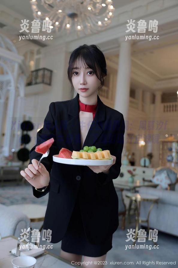 Xiuren秀人网 - 牛仔热潮再现：周慕汐fairy全套牛仔裤，下载时请开启滤镜