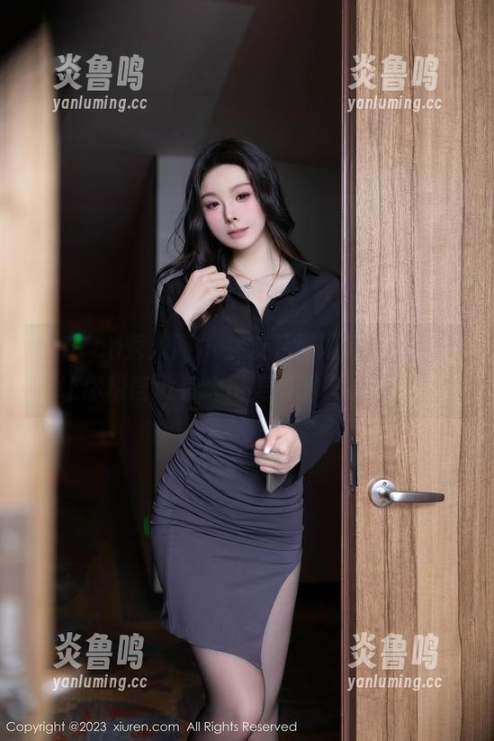 Xiuren秀人网 - 女友私照现身，林文文让你相信没有啥是美图解决不了的！