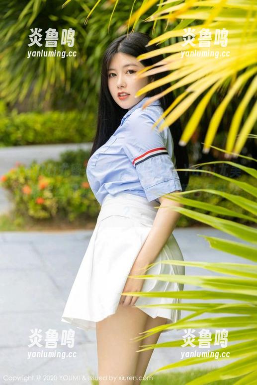 YouMi尤蜜荟 - 高清图包里，Yumi尤美的裤里丝时刻，想问你最喜欢颜色是什么？