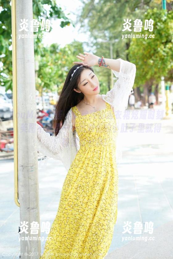 YouMi尤蜜荟 - 黄歆苑的连衣裙炫耀时刻，美图不收费——比如你的小肚子里就得特别收敛嘛！
