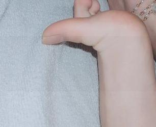 微密圈 – YuYu超甜丫的油亮写真：资源从未如此光滑！