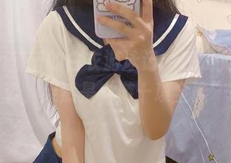 usejan蓝蓝的白衣游泳记：在线见证她水下舞姿，果然是“游十项全能”啊！