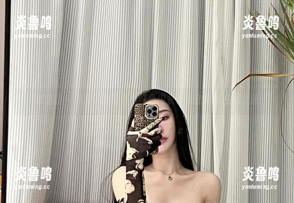 不爱笑的赛琳 微密圈 - 不爱笑的赛琳与红色内衣的亲密隐秘私房之旅