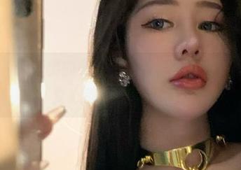 微密圈 – 不爱笑的赛琳的甜心类图，免费领取，少女心都会被点燃吧？