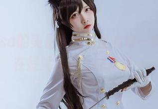 二佐Nisa的美足，图包里的每一张都像是在提醒我去上健身房…