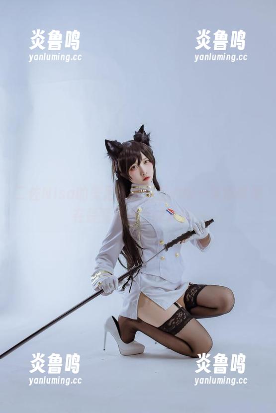 二佐Nisa的美足，图包里的每一张都像是在提醒我去上健身房…