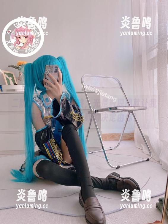 二阶堂宅绘子 二阶堂宅绘子的女孩,光是看原图就让我停在屏幕前,下载的决定由你!