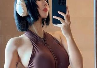 微密圈 – ‘俏妞qiaoniuTT’的浴缸照，虽免费但的确‘原图’到飞起！