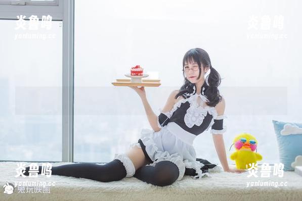 兔玩映画的私拍作品：女仆装和睡衣的女神搭配，这能好吗？