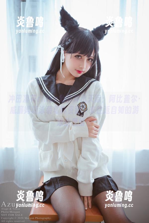 冲田凛花rinka助你冲出天际：阿比盖尔·威廉姆斯泳装写真资源，来往返自如的游泳池思维！
