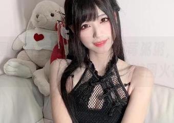 微密圈 – 体操服和十万口草莓粥粥，很好奇两者的结合会产生怎样的美图火花？