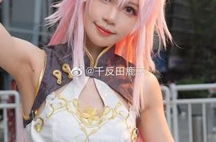 这个夏天，你得看看千反田鹿子的比基尼最新图片！