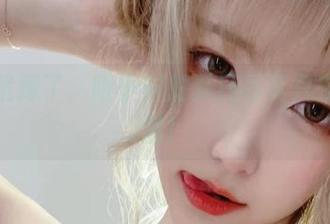 别再犹豫了，啾小妍的夏日写真只在网盘里！