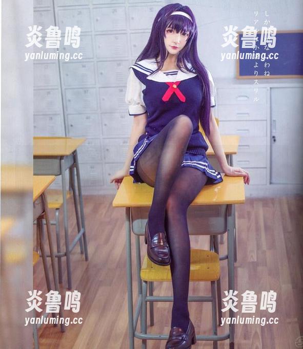 在下萝莉控ii的红裙，超乎寻常的美丽：高清写真集就是要让你‘嗯’了！