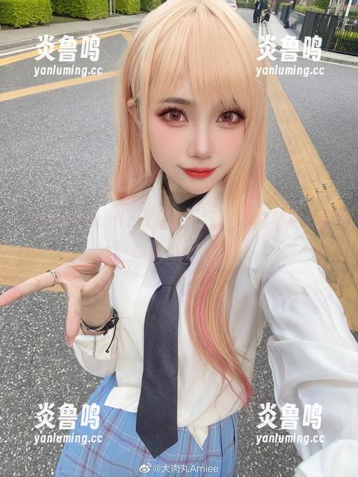 当大肉丸Amiee遇上浴缸，写真集更新ing，水珠似乎在说话!