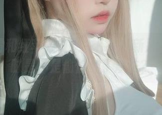 小红帽和红苹果？女主K在更新那些美图时是不是偷偷加了魔法？