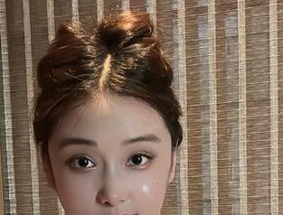 微密圈 – 幸福不止于奶雯，墨绿内裤才是资源的真正底蕴