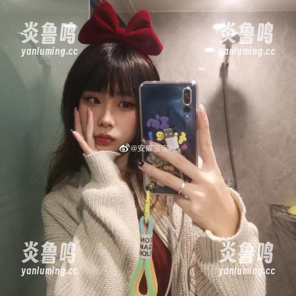 安曜曜校服作品分享：这是身份的象征，还是小学生的逆袭？