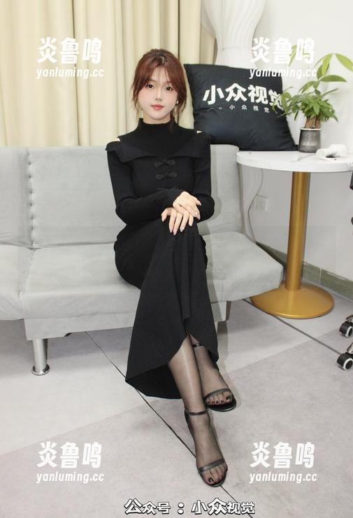 小众视觉 - 兰兰的校服：一场失控的审美更新
