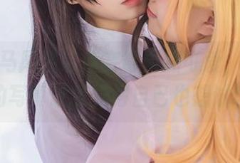 听说双马尾会让你变得更加可爱，小野妹子w的写真让我觉得自己也想试试了。
