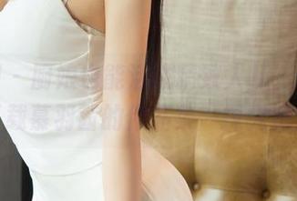 尤果网 – 厨娘也能活成精致人儿，敢不敢下载慕羽茜的作品集一探究竟？