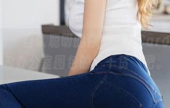 尤蜜荟 – 自认聪明的你，来找Carol周妍希办公室图包的“干货”吧。