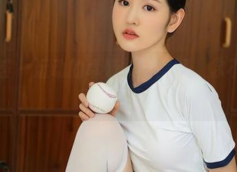 尤蜜荟 – 运动的卓娅祺与美图，你不想看我尬舞吗？