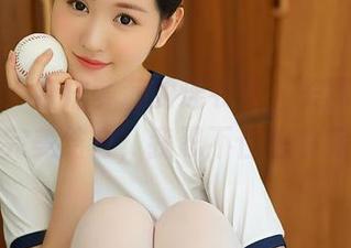 尤蜜荟 – 合法萝莉的连衣裙，美图和壁纸的完美结合，我忍不住想收藏。