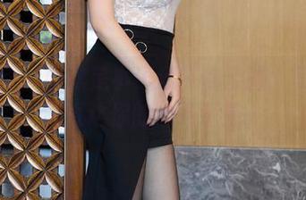 尤蜜荟 – 厨娘是小逗逗带你云游：写真资源直达你的心灵深处。