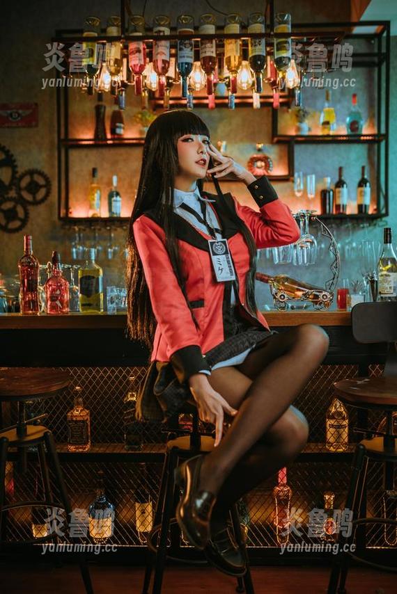 希希_啾最新写真，体操服燃起来了，快来围观吧！