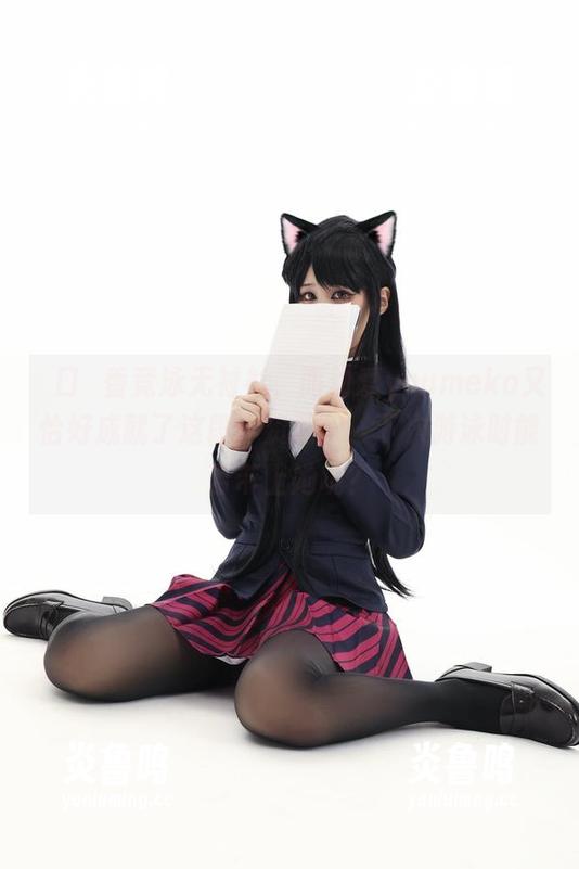 樋口円香竞泳无衬衫，而幼爱youmeko又恰好成就了这段“资源”，下次游泳时能否带上她呢？