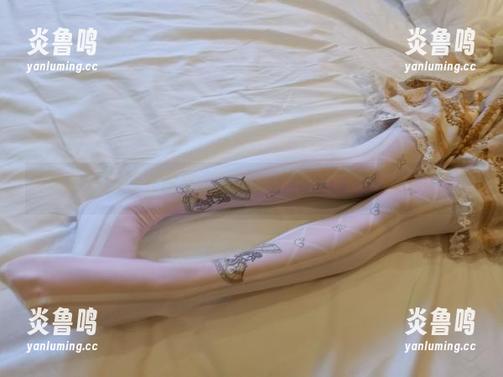 神奇的Dva泳衣图集，让“想要个公主抱”惊掉下巴！