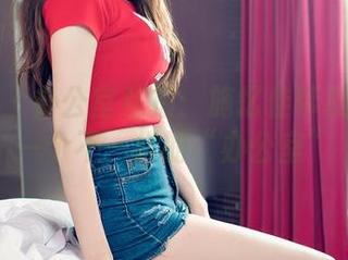 推女神 – 办公室私拍：施忆佳带我进入了一个不一样的“办公室”