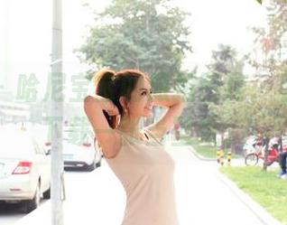 推女郎 – 哈尼宝宝的旅拍图库，看完就想下载一张当壁纸。