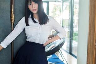 推女郎 – 赵惟依带来的美图，让人怀疑修女的定义了。