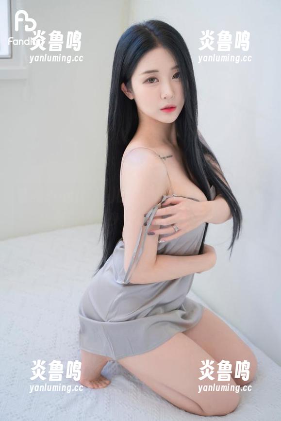普美Bomi(보미)的Bimilstory天天有更新，运动少女cos系列，醉了