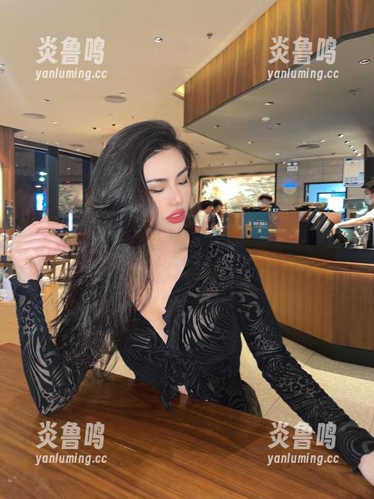 微密圈 - 免费美图？李嘉欣97的浴室真不愧是最会拍的博主了。